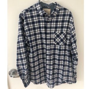 NWOT Blue and white plaid button down shirt M